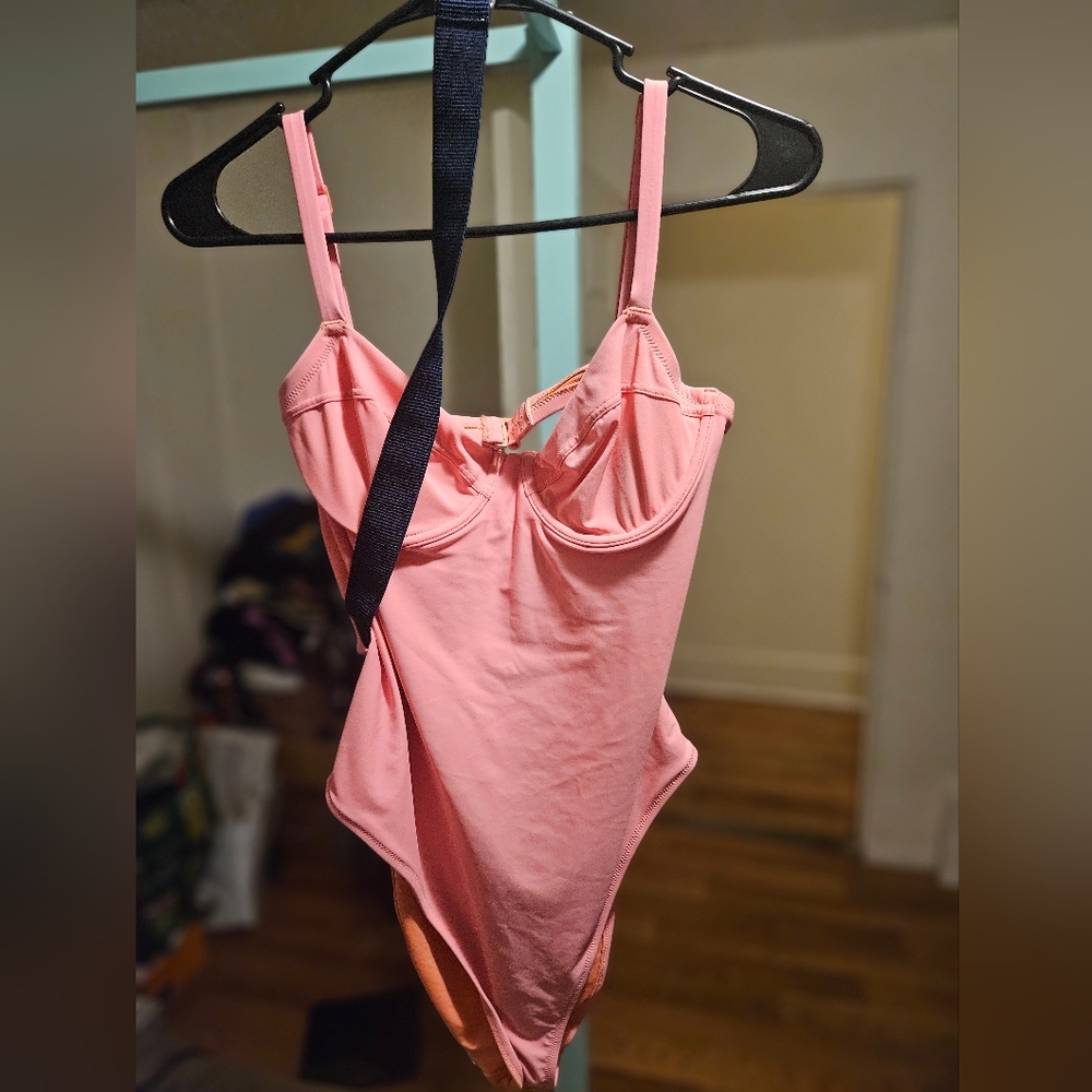 Elegant Pink Women's One Piece Swimsuit